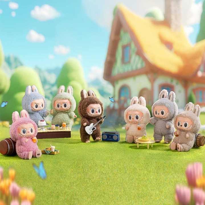 ʜᴏᴍᴇ ᴢᴇɴɪᴛʜ™ Labubu – Wild Cartoon-Style Keychain
