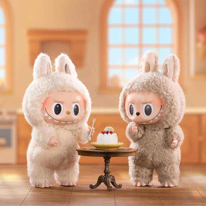ʜᴏᴍᴇ ᴢᴇɴɪᴛʜ™ Labubu – Wild Cartoon-Style Keychain