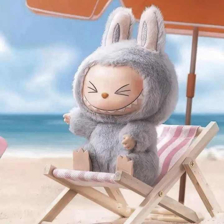 ʜᴏᴍᴇ ᴢᴇɴɪᴛʜ™ Labubu – Wild Cartoon-Style Keychain